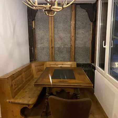 Fewo's Und Apartment's Blaues Haus Apartment Davos