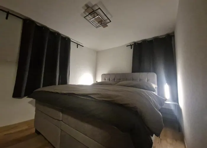 Fewo's Und Apartment's Blaues Haus Apartmán Davos