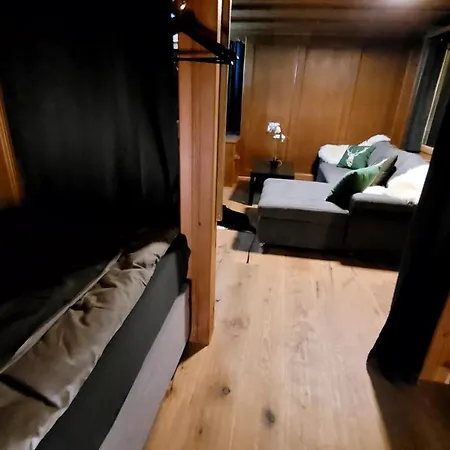 Fewo's Und Apartment's Blaues Haus *