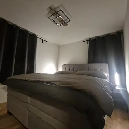 Fewo's Und Apartment's Blaues Haus Apartamento Davos